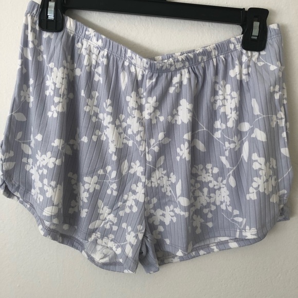 NWT Emilie Floral Camisole & Shorts 2-Piece Pajama Set by Flora Nikrooz - Picture 9 of 9